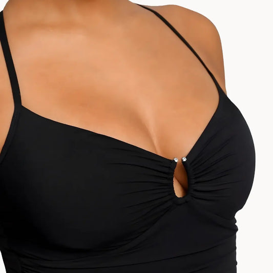Celeste – Figurformender Body